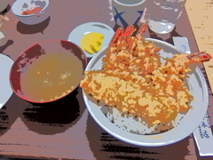 独り天丼　昼食