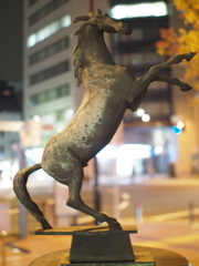 みなとみらいの暴れ馬02