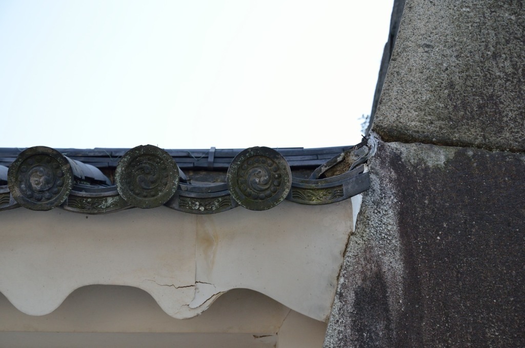 屋根と石垣