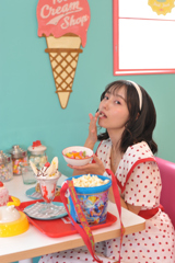 Hitomi_004_JELLYBEANS