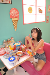 Hitomi_012_JELLYBEANS