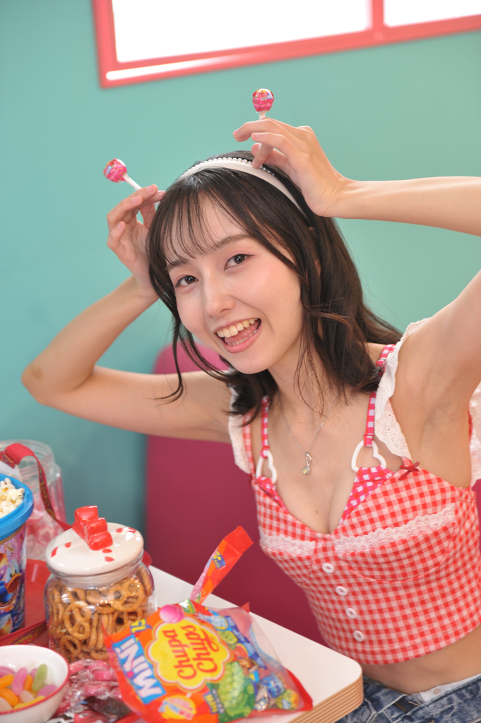 Hitomi_013_JELLYBEANS