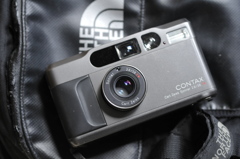 CONTAX T2