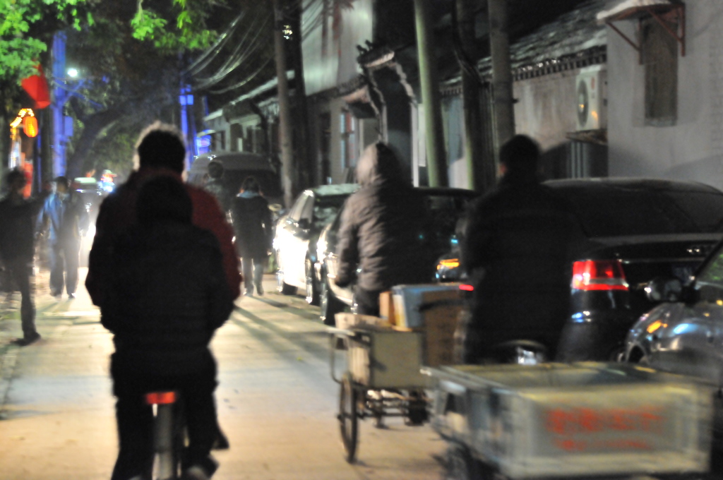 北京の夜道