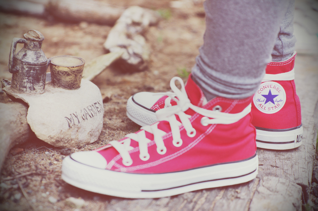 CONVERSE