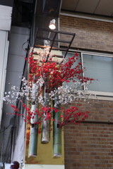 新京極通入り口の梅飾り