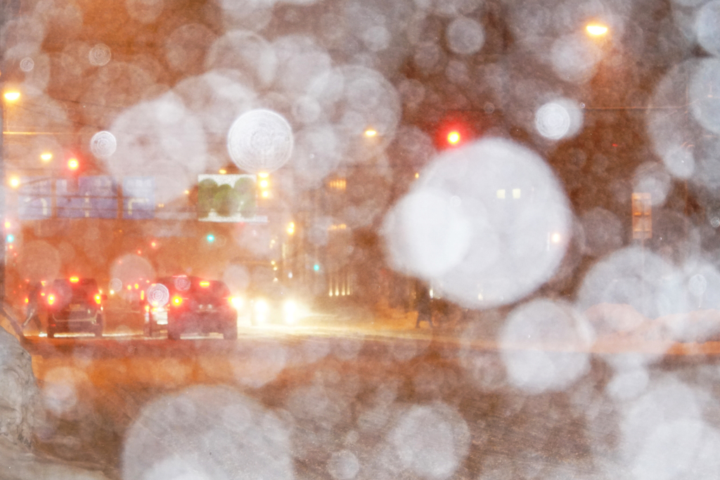 雪降る街