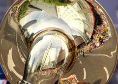 ブラスバンドのパレード