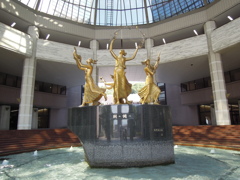 日本工学院