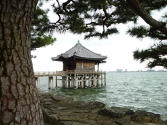 浮御堂