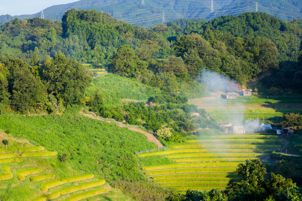 山間の村