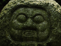 にらめっこ