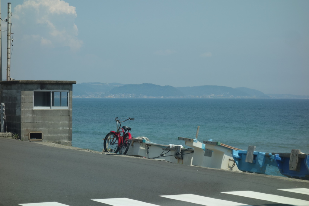 赤い自転車