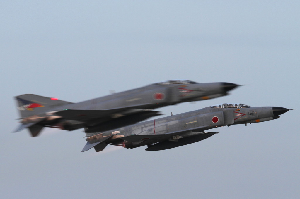 おいおい、スピード出し過ぎだぞ！