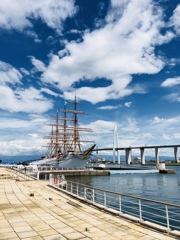 夏空の海王丸