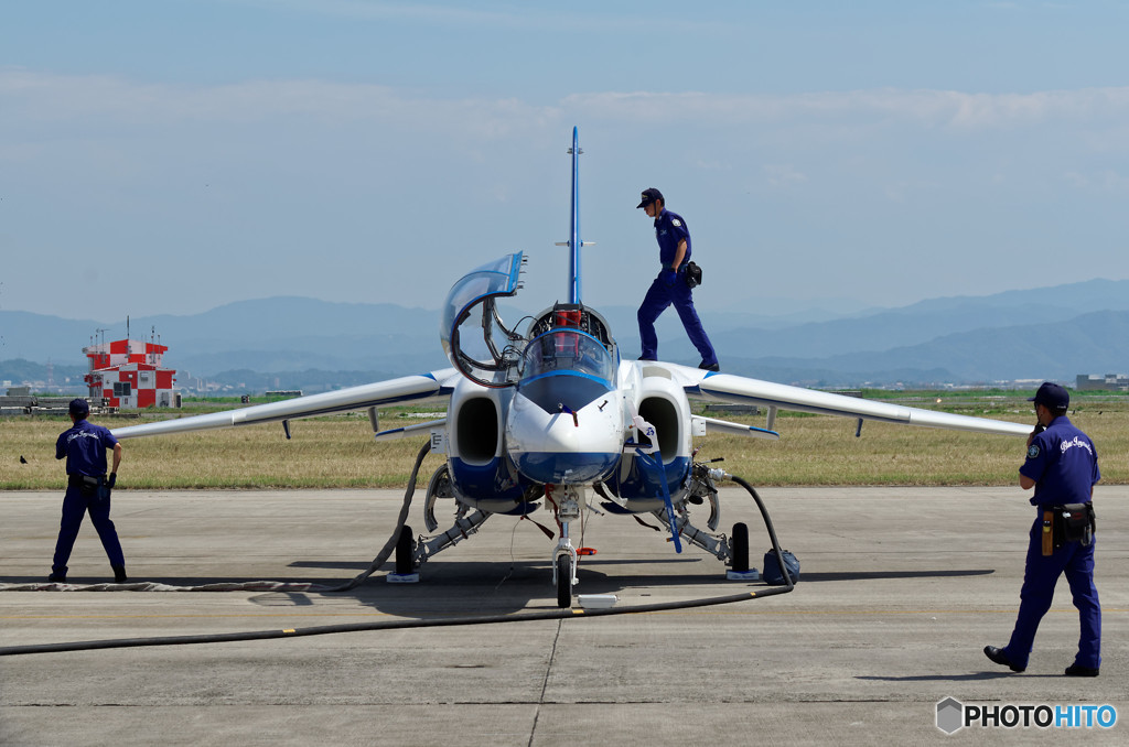 Blue impulse