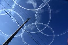 電柱とサクラ