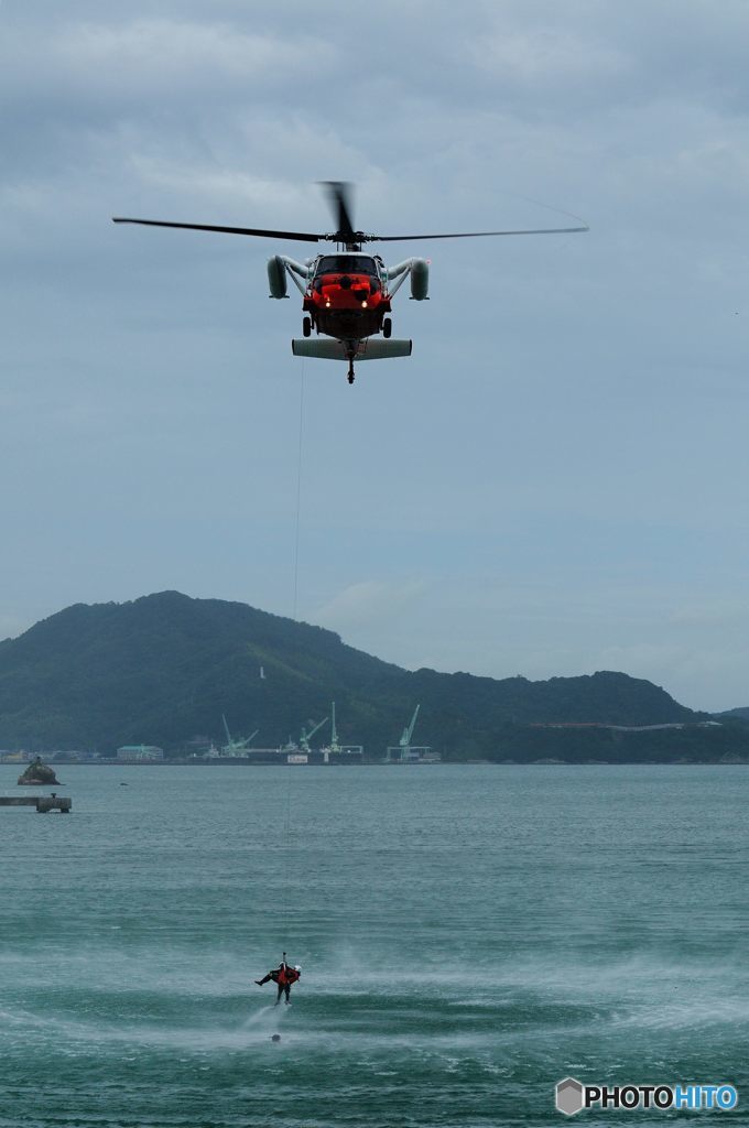 海上自衛隊 UH-60J 救難展示