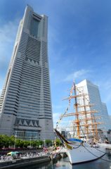 横浜ランドマークタワー＆日本丸