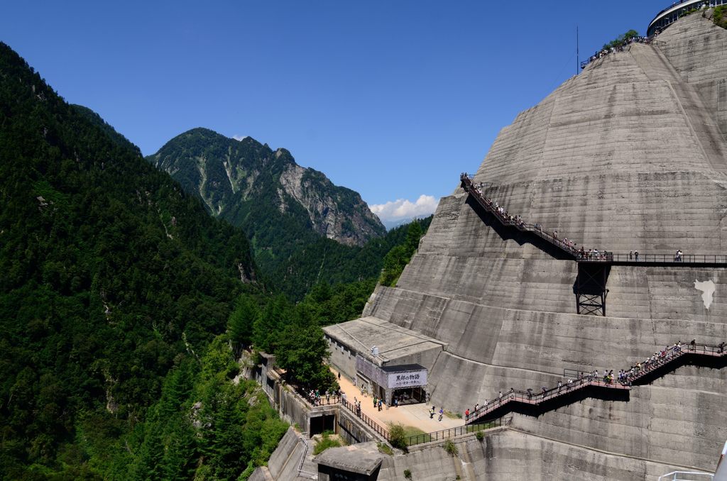 立山・黒部アルペンルート　23