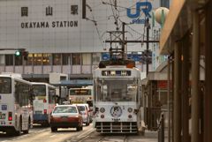 タマ電車ｘ岡山駅