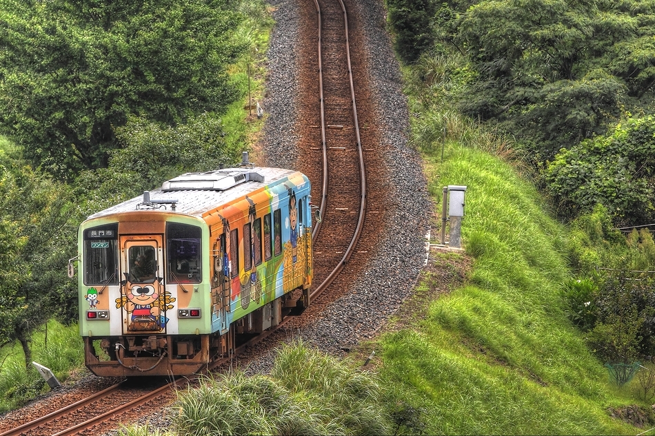 赤茶けた田舎道