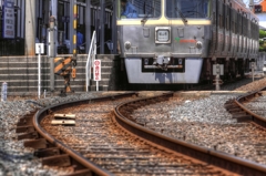 市駅までの道