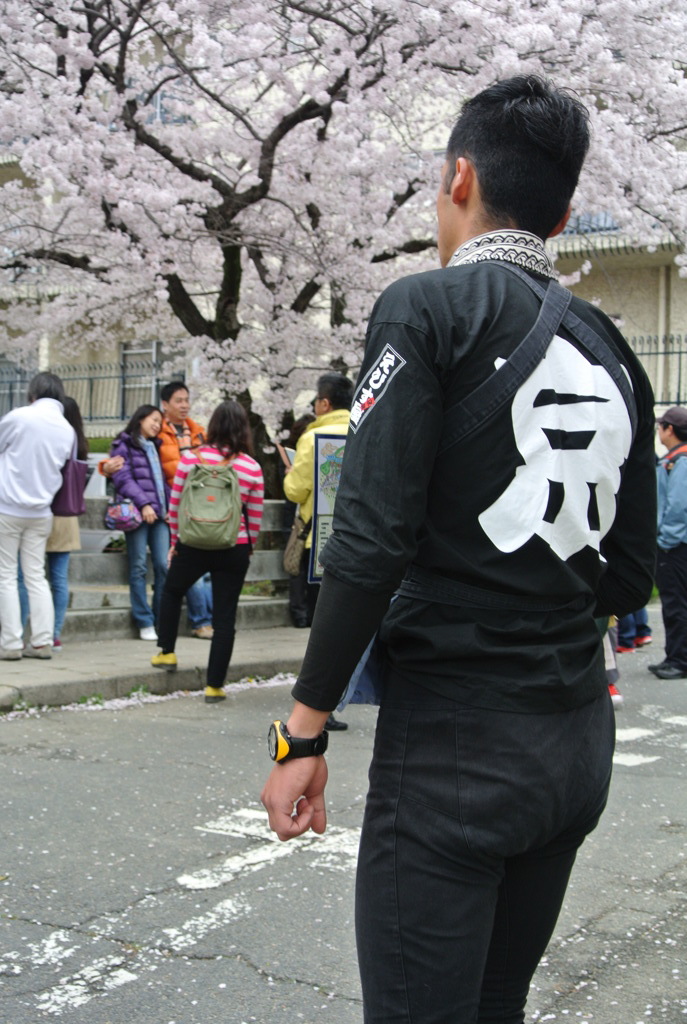 背中