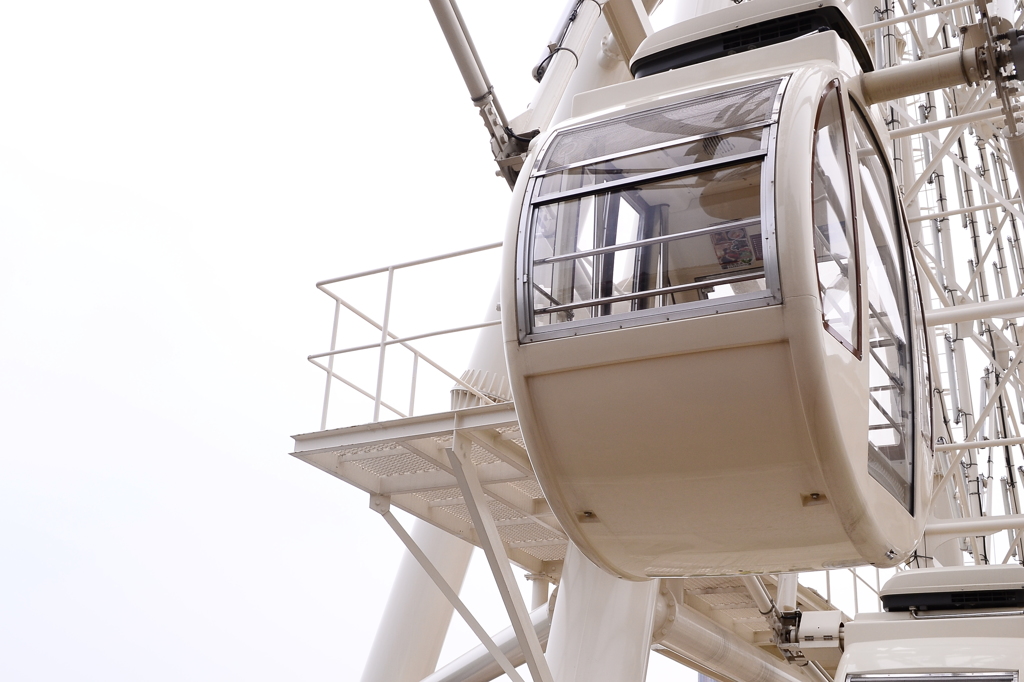 white　Ferris wheel 2-2