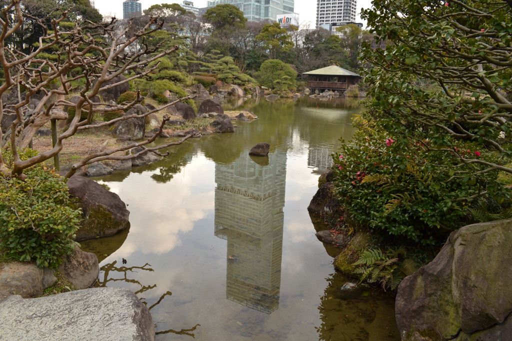 逆さハルカス