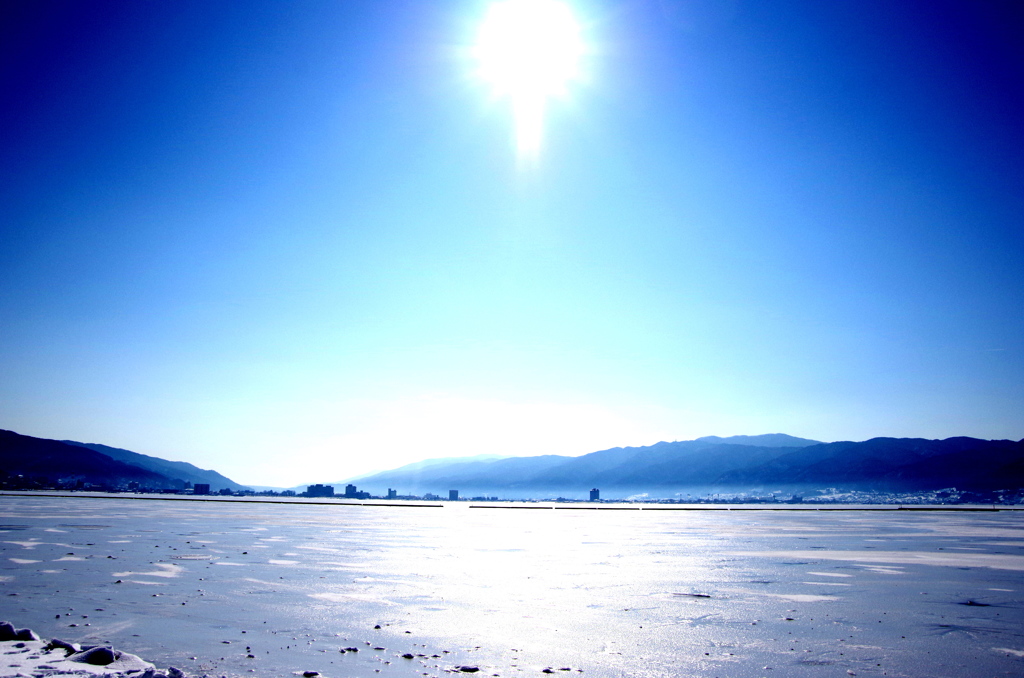 諏訪湖氷結
