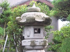 雷を避けて