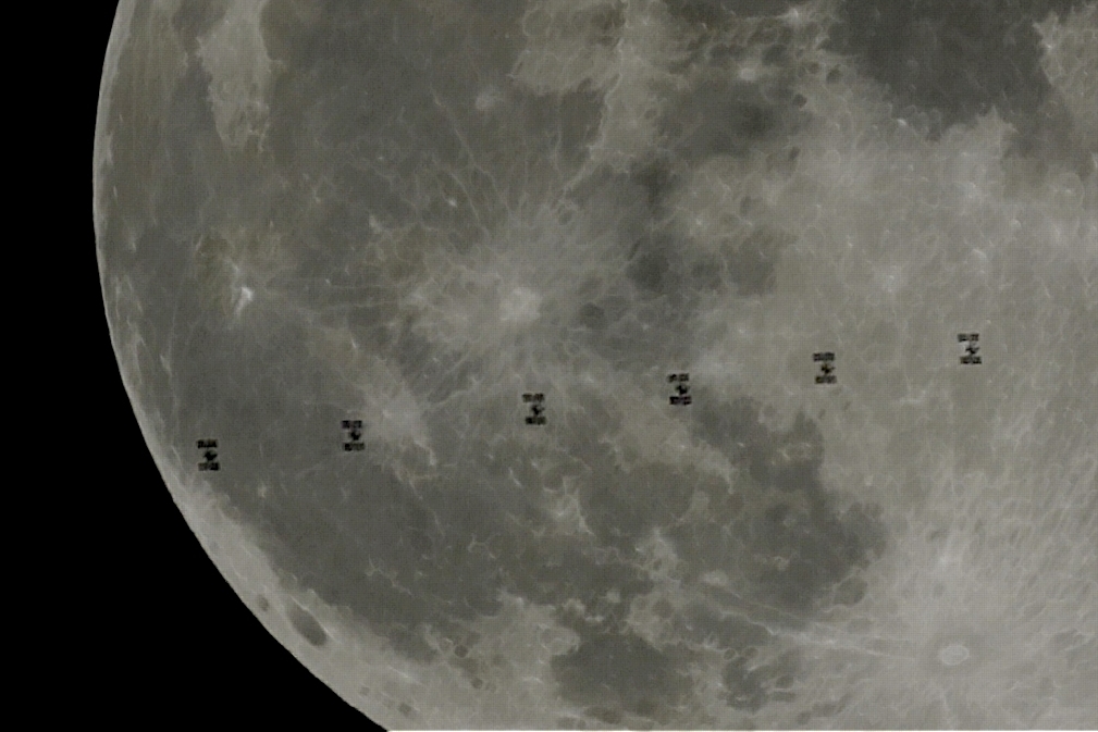 ＩＳＳ（国際宇宙ステーション）の月面通過