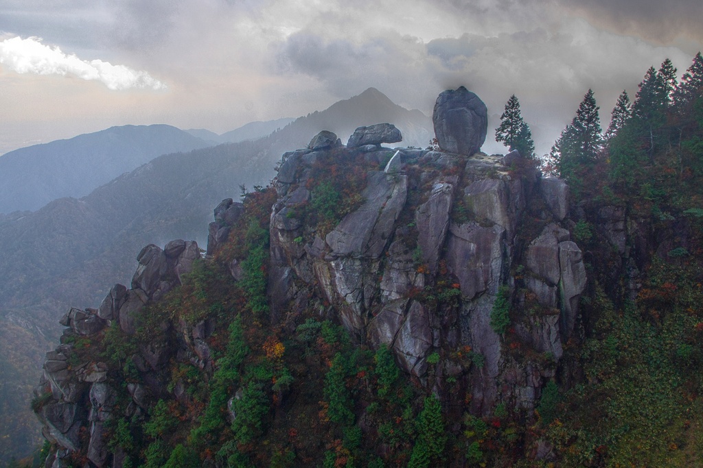 御在所岳・大黒岩