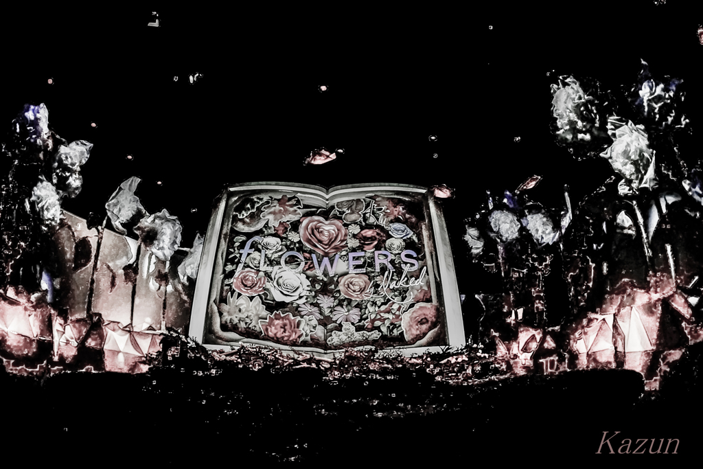 ’’Flower naked''