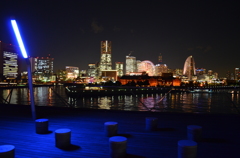 ブルーライト横浜