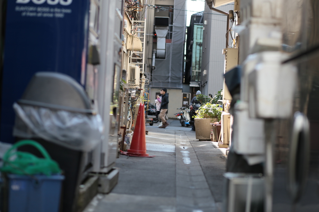 路地裏