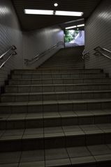 地上への階段
