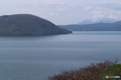 洞爺湖と羊蹄山