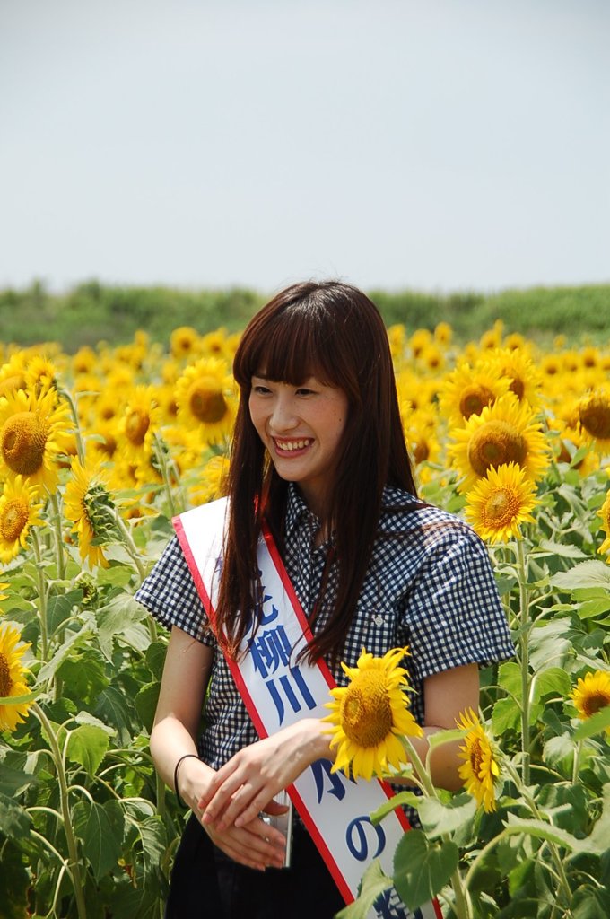 柳川　水の精とひまわり