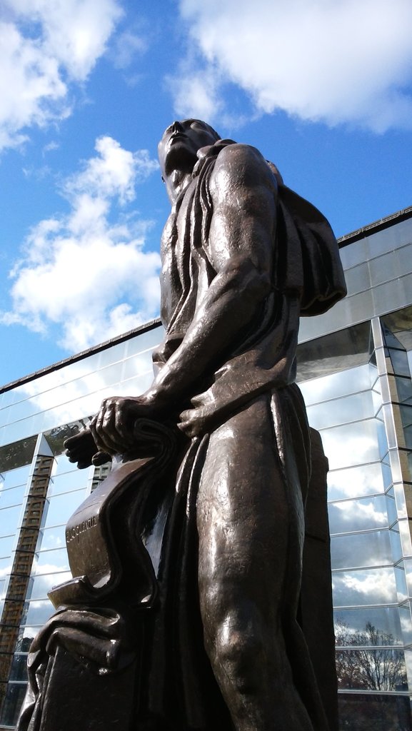 福岡市博物館　玄関口