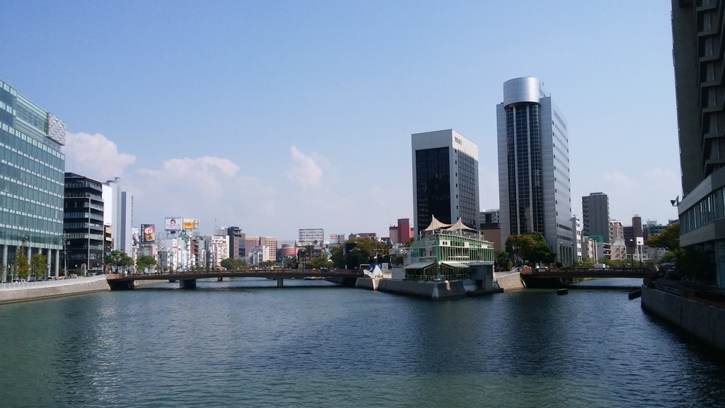川辺の景色