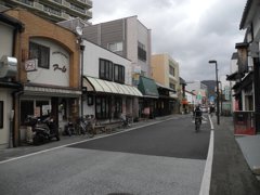 町並み　宇治　平等院に行く