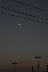 月