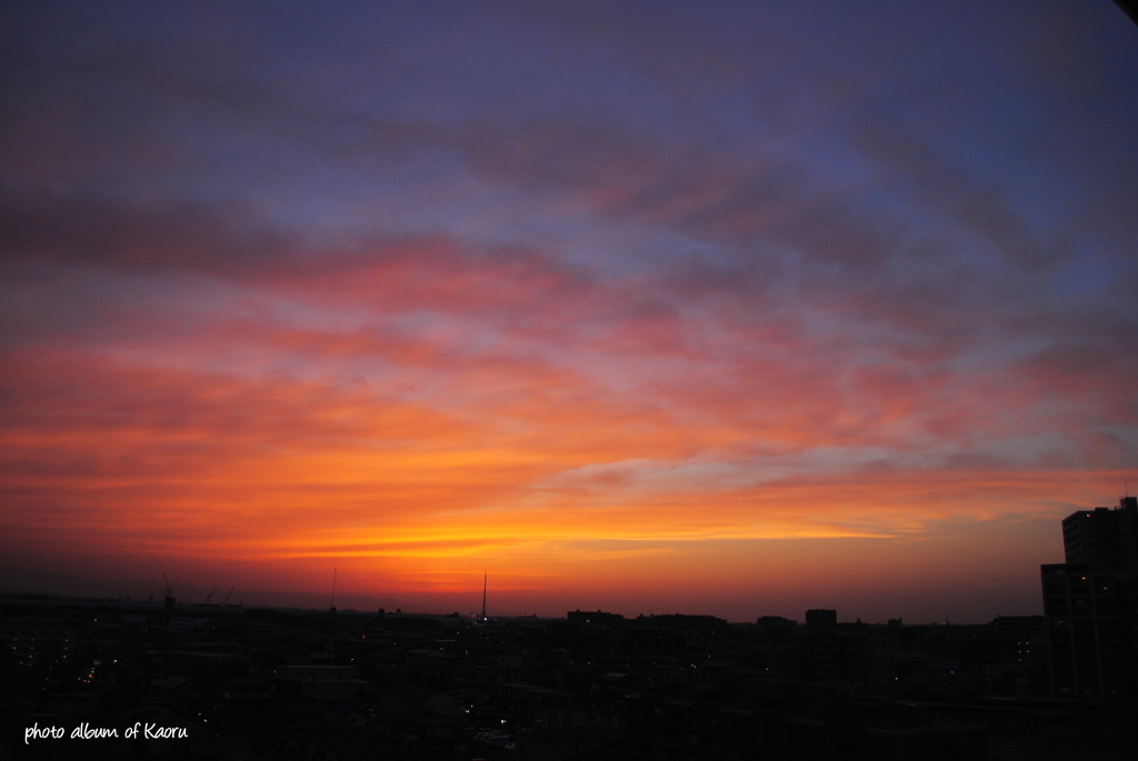 梅雨の晴れ間の夕焼け