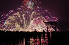 宮島水中花火大会