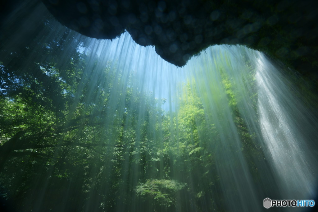 水のカーテン