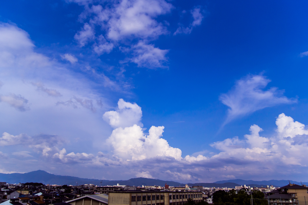 東の空