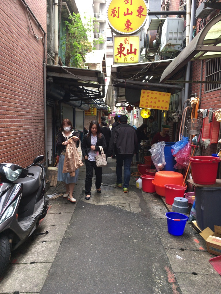 B9D1DDBE-3470-478F-8287-BB91C4BD2B9A