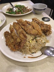 排骨炒飯